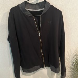 Under Armour Sweatshirt